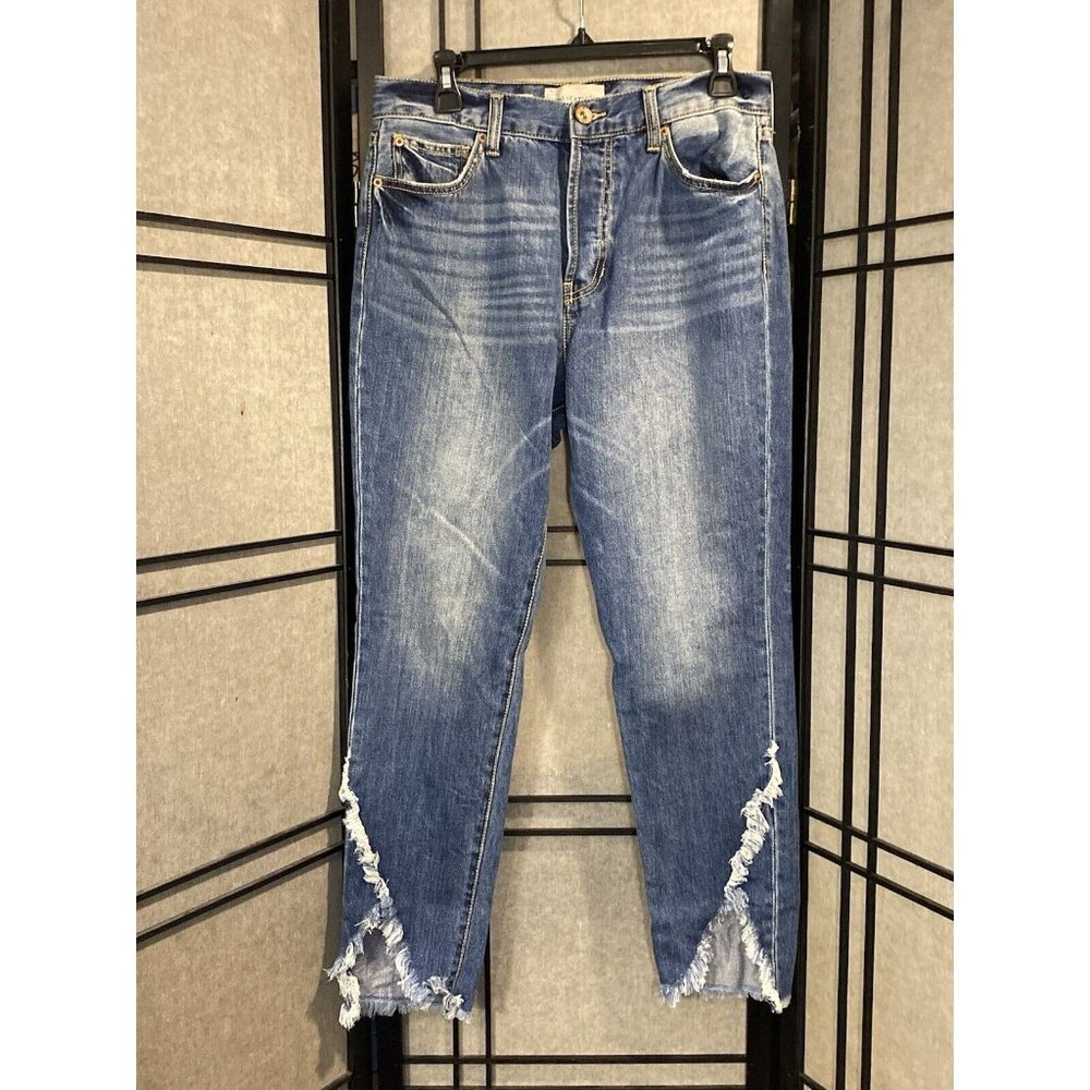 BAND OF GYPSIES Madison 29 Dolphin Raw Hem Crop Button Fly Jeans High Rise